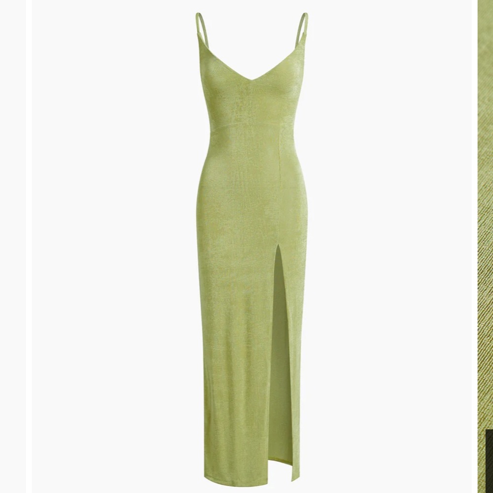 Strap slip midi dress in green size medium